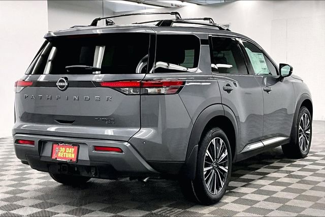 New 2026 Nissan Pathfinder Platinum image 17