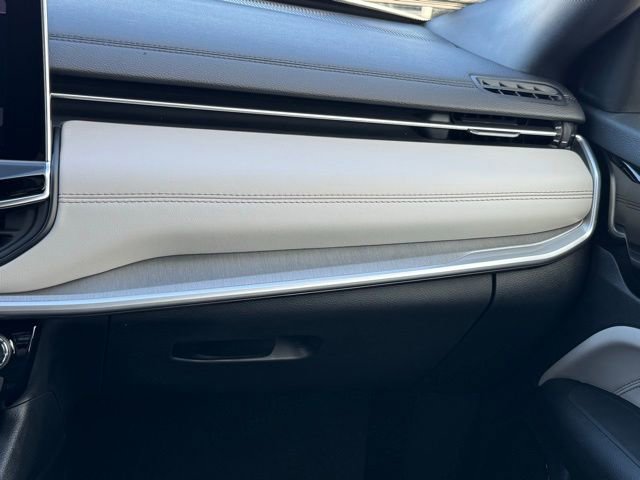 New 2026 Jeep Compass Limited image 17