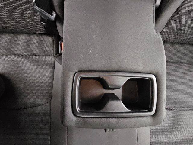 Used 2021 Toyota RAV4 LE AWD/4WD image 34