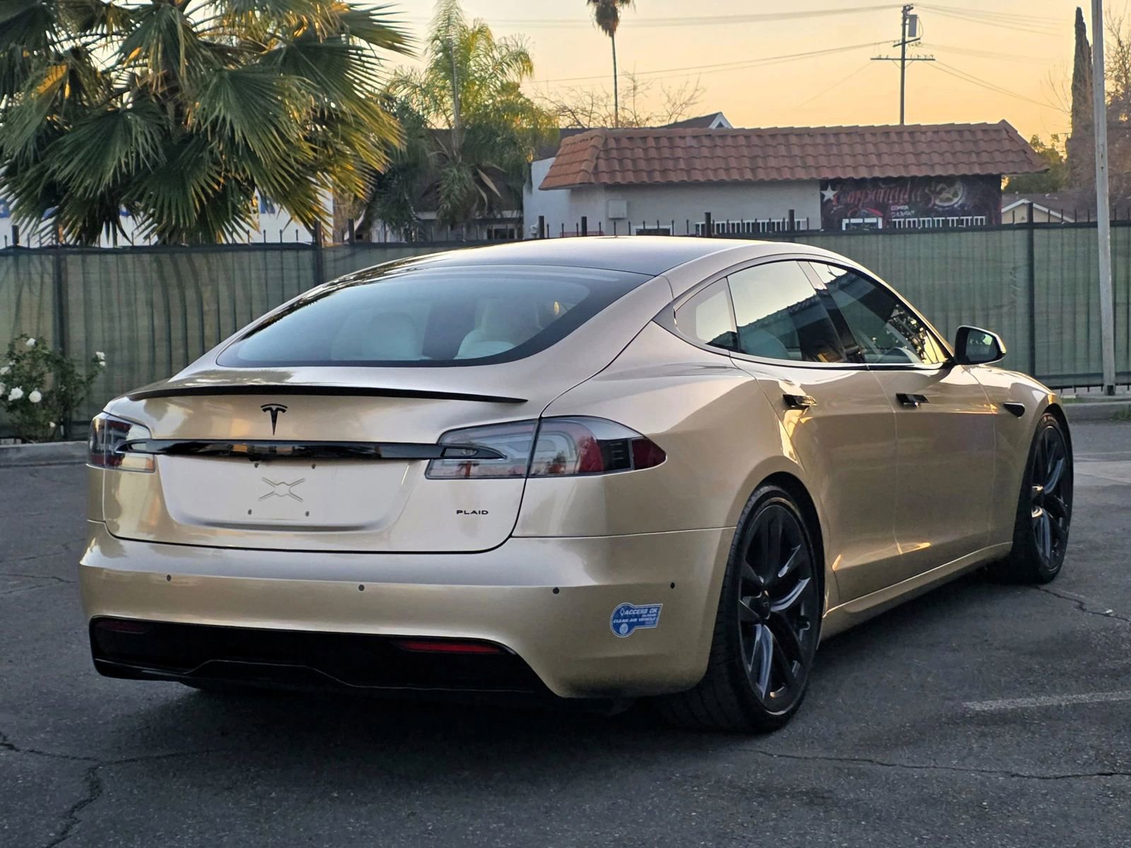 Used 2021 Tesla Model S Plaid AWD/4WD image 4