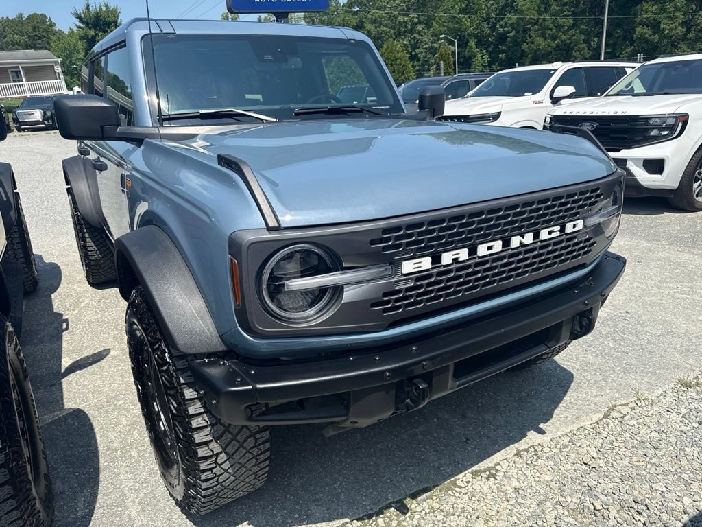 Used 2024 Ford Bronco Badlands AWD/4WD image 2