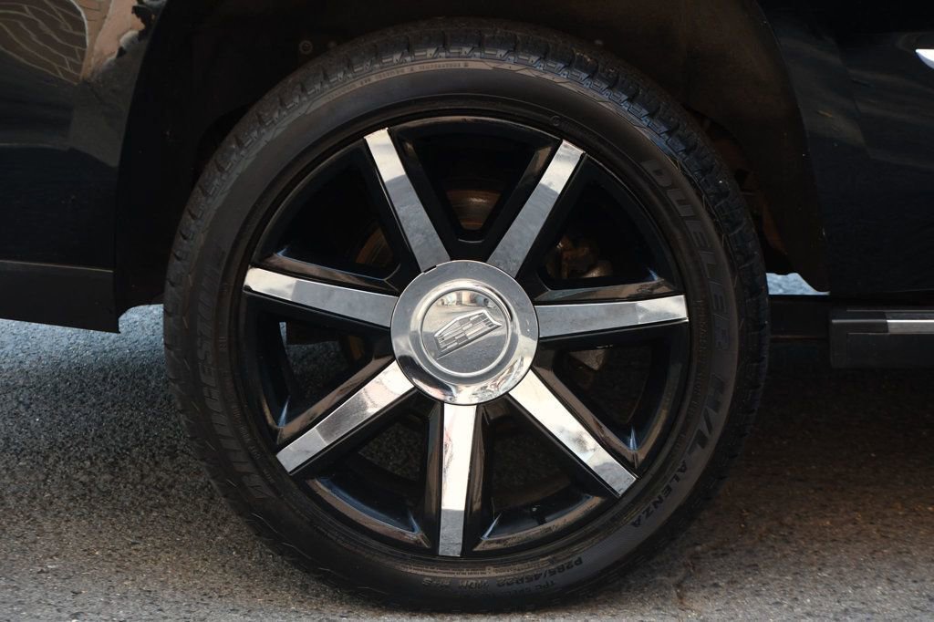 Used 2016 Cadillac Escalade Premium image 13