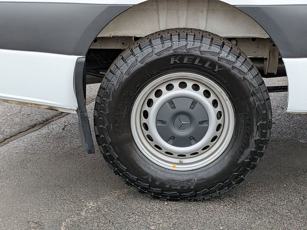 Used 2025 Mercedes-Benz Sprinter 2500 image 22