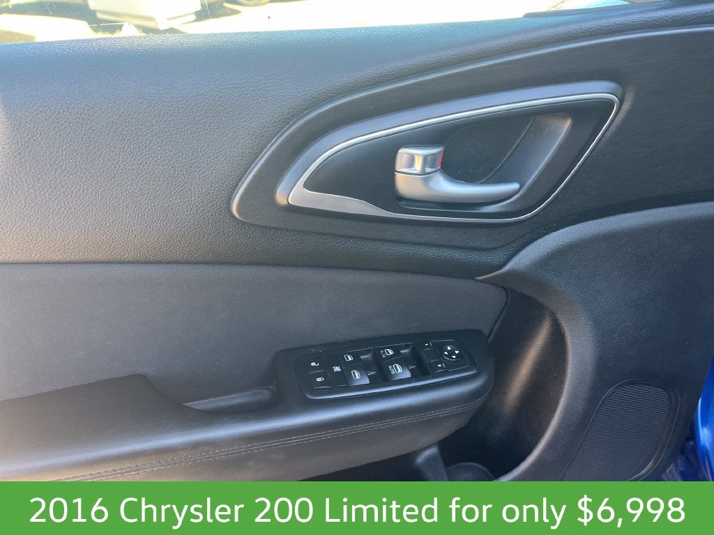 Used 2016 Chrysler 200 Limited w/ Convenience Group FWD image 16
