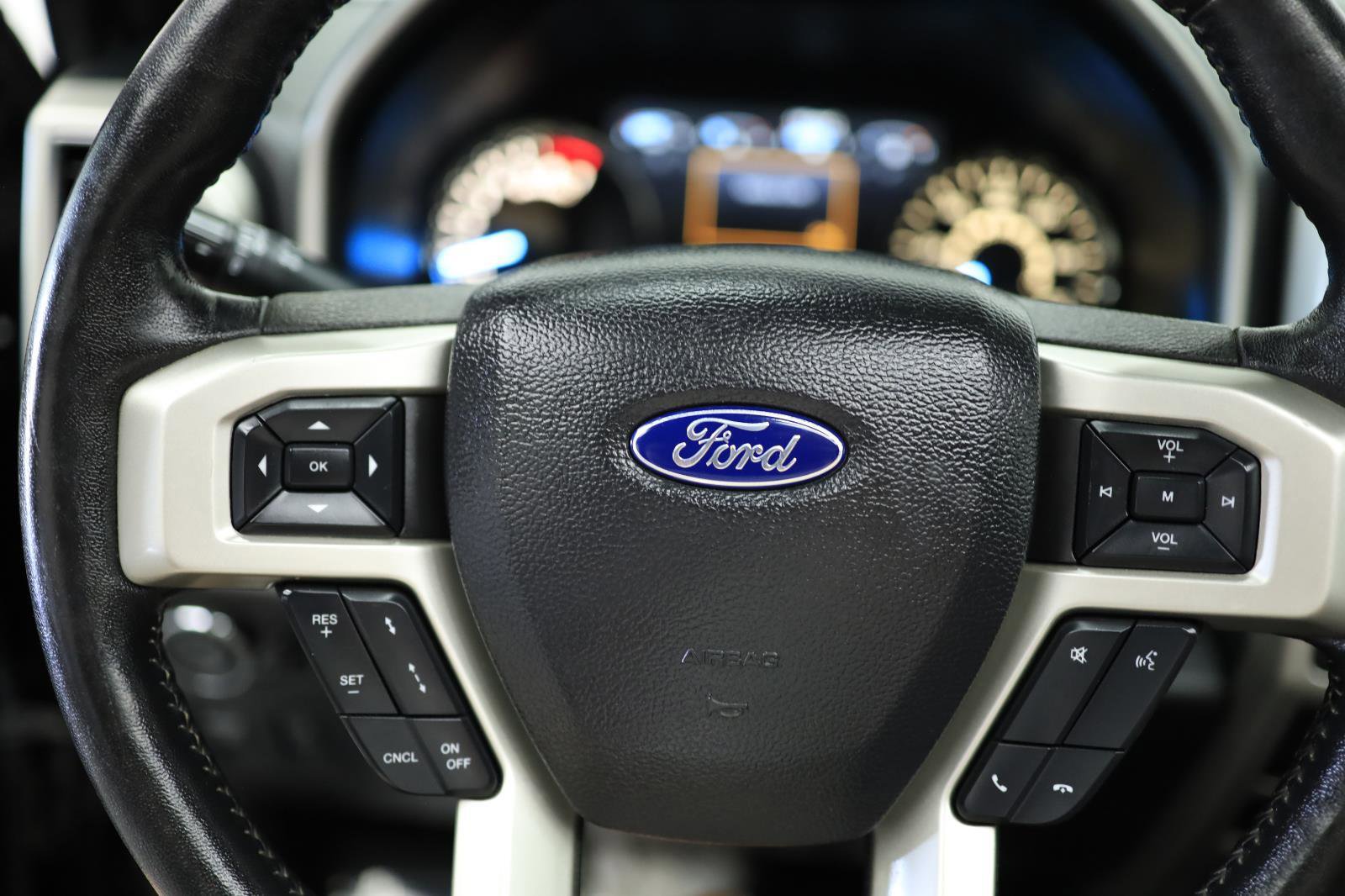 Used 2020 Ford F150 Lariat w/ Equipment Group 502A Luxury AWD/4WD image 36