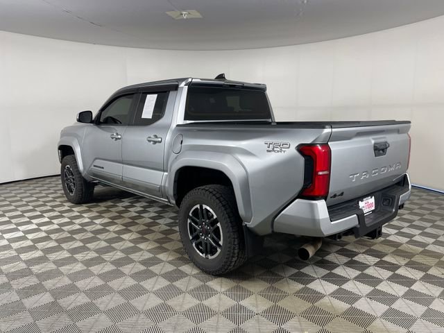 Used 2024 Toyota Tacoma TRD Sport AWD/4WD image 23