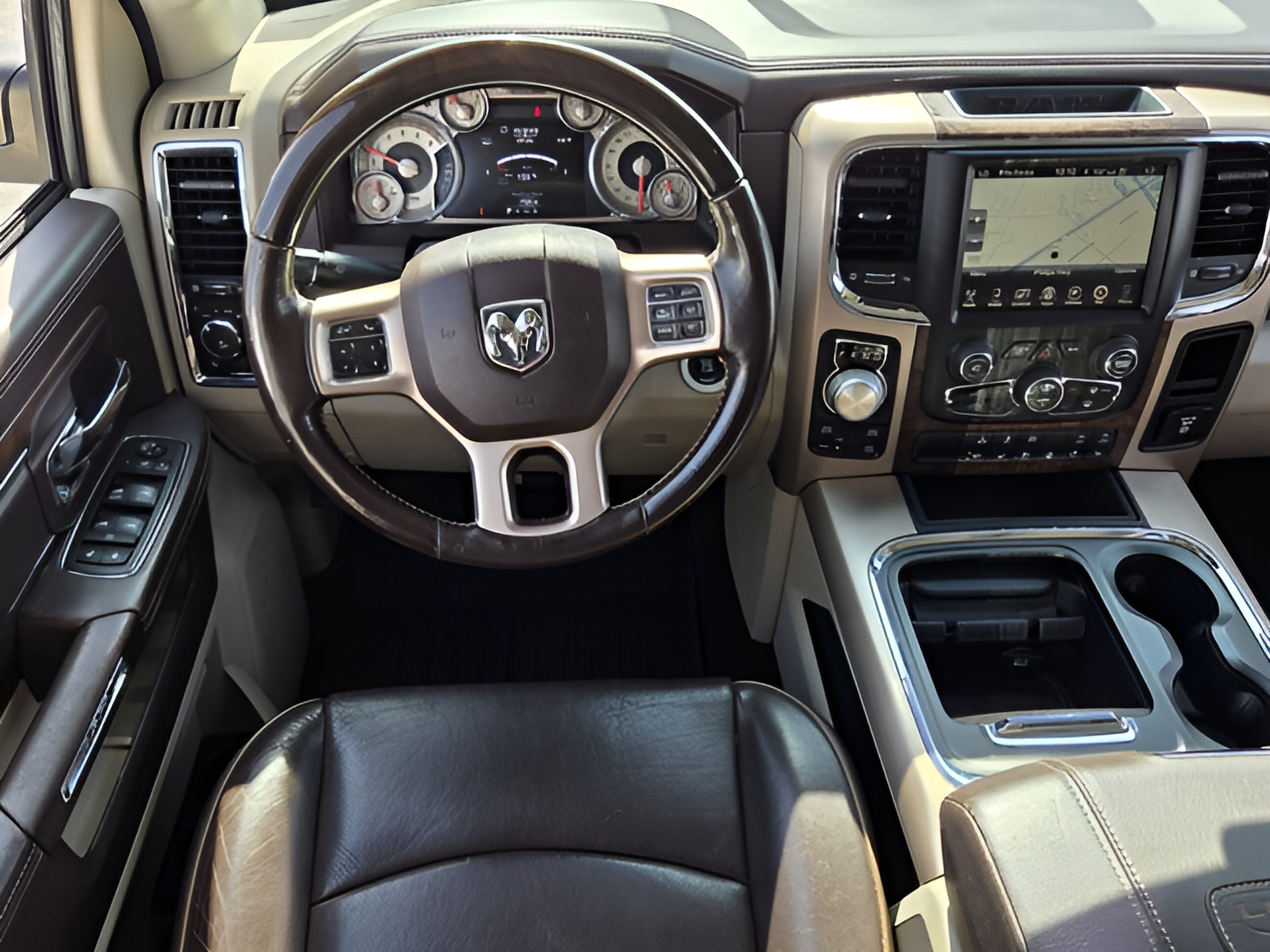 Used 2016 RAM 1500 Laramie Longhorn w/ Convenience Group AWD/4WD image 11