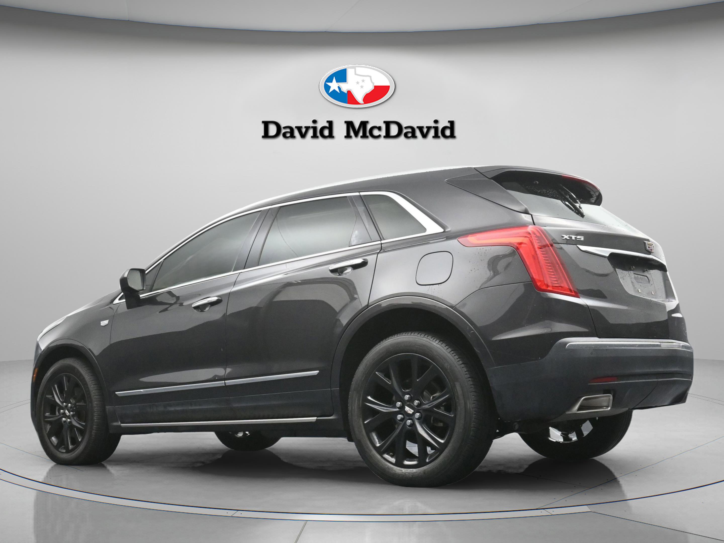 Used 2017 Cadillac XT5 Premium Luxury FWD image 29