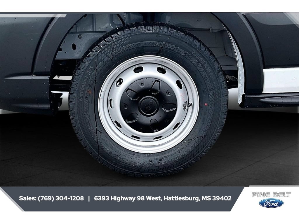 New 2026 Ford Transit 150 Low Roof RWD image 5