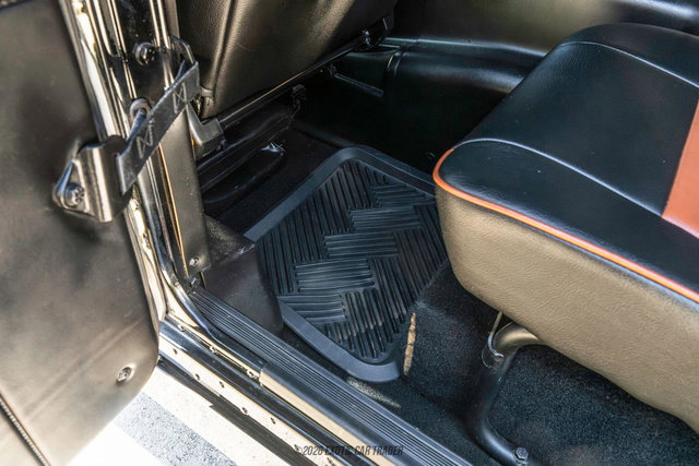 Used 1996 HUMMER H1 4-Door Open Top image 45