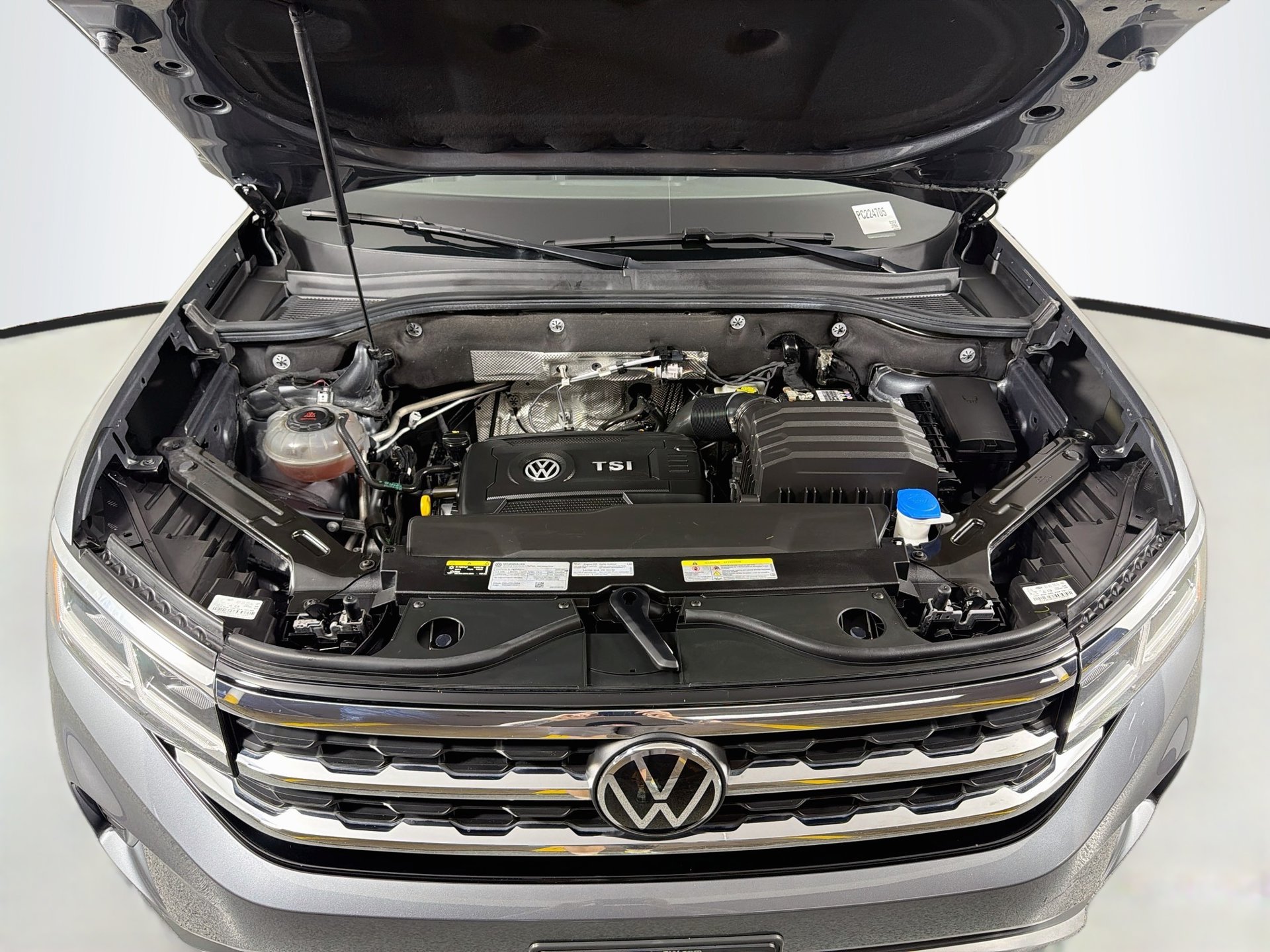 Certified 2023 Volkswagen Atlas Cross Sport SE FWD image 28