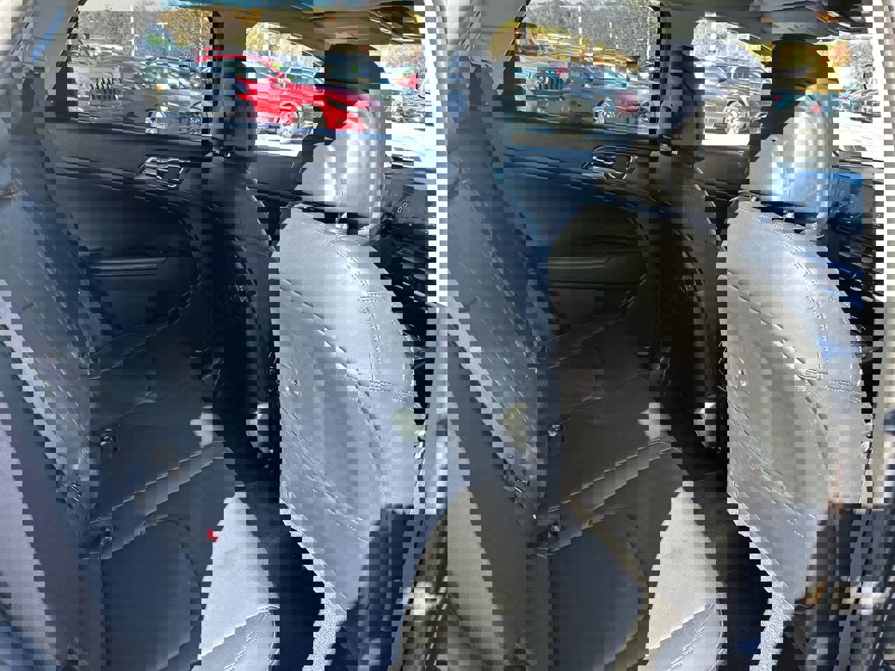 Used 2023 Kia Sportage EX image 17