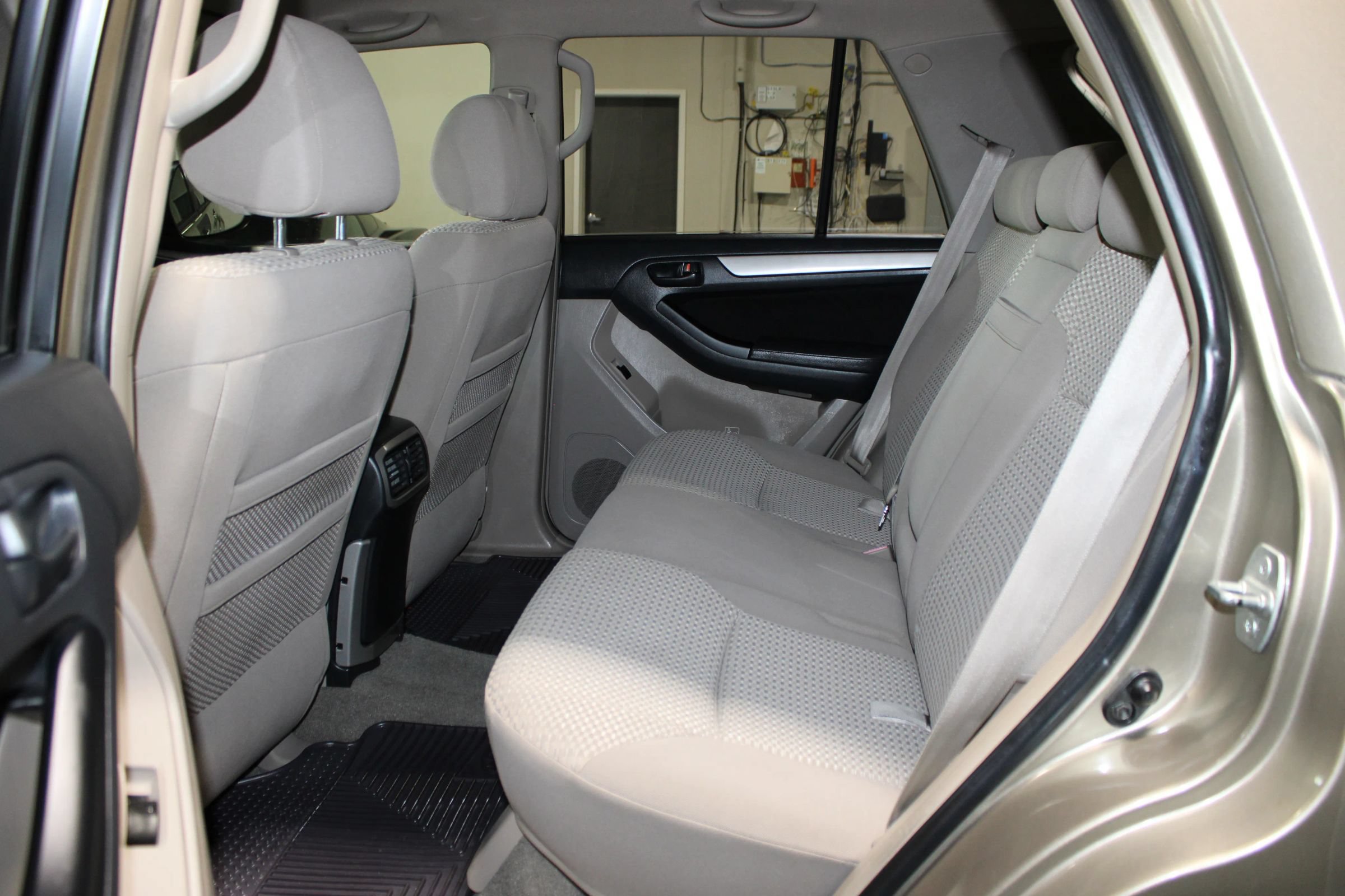 Used 2007 Toyota 4Runner Sport RWD image 21