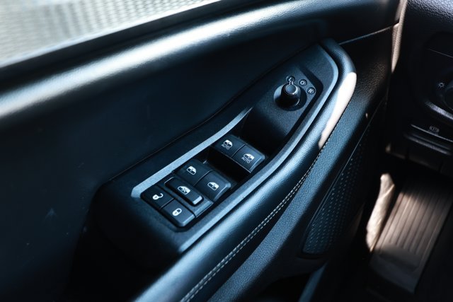 Used 2023 Jeep Grand Cherokee L Laredo AWD/4WD image 21