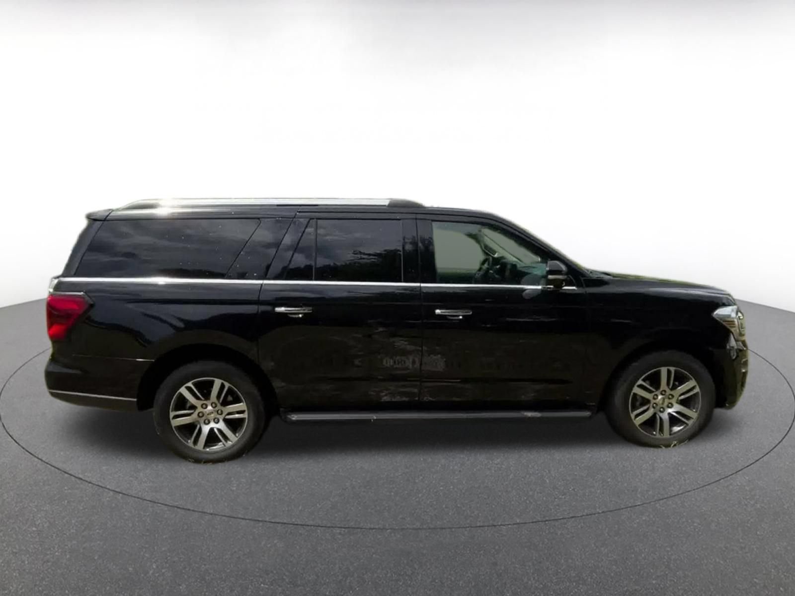 Used 2024 Ford Expedition Max Limited AWD/4WD image 15