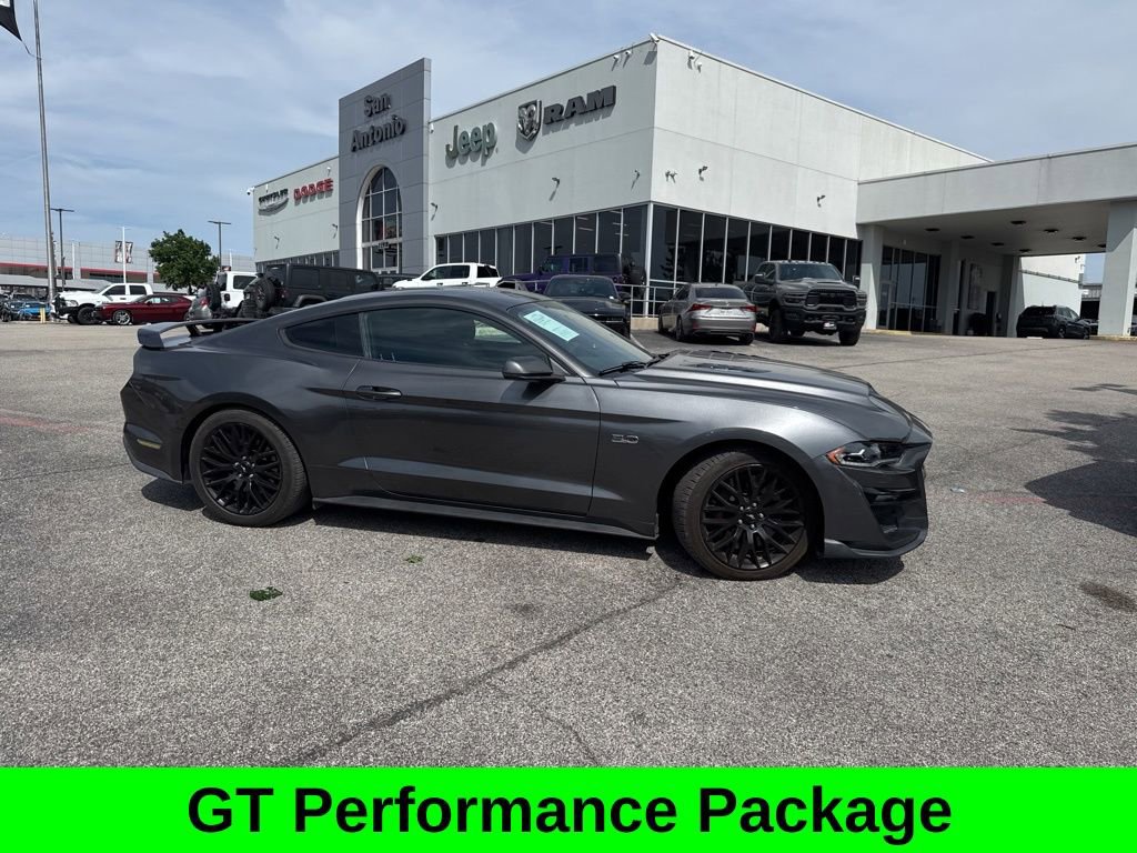Used 2018 Ford Mustang GT Premium w/ GT Performance Package RWD image 5