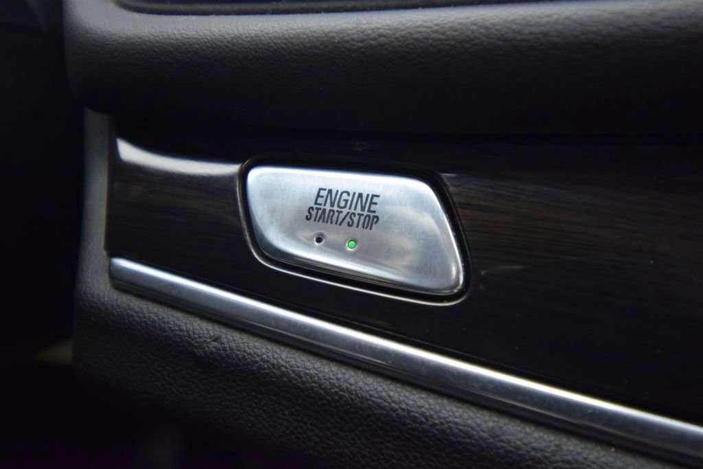 Used 2021 Buick Enclave Premium w/ Sun and Sites Package image 32