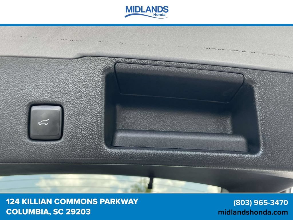 Used 2023 Ford Escape ST-Line w/ Cold Weather Package FWD image 10