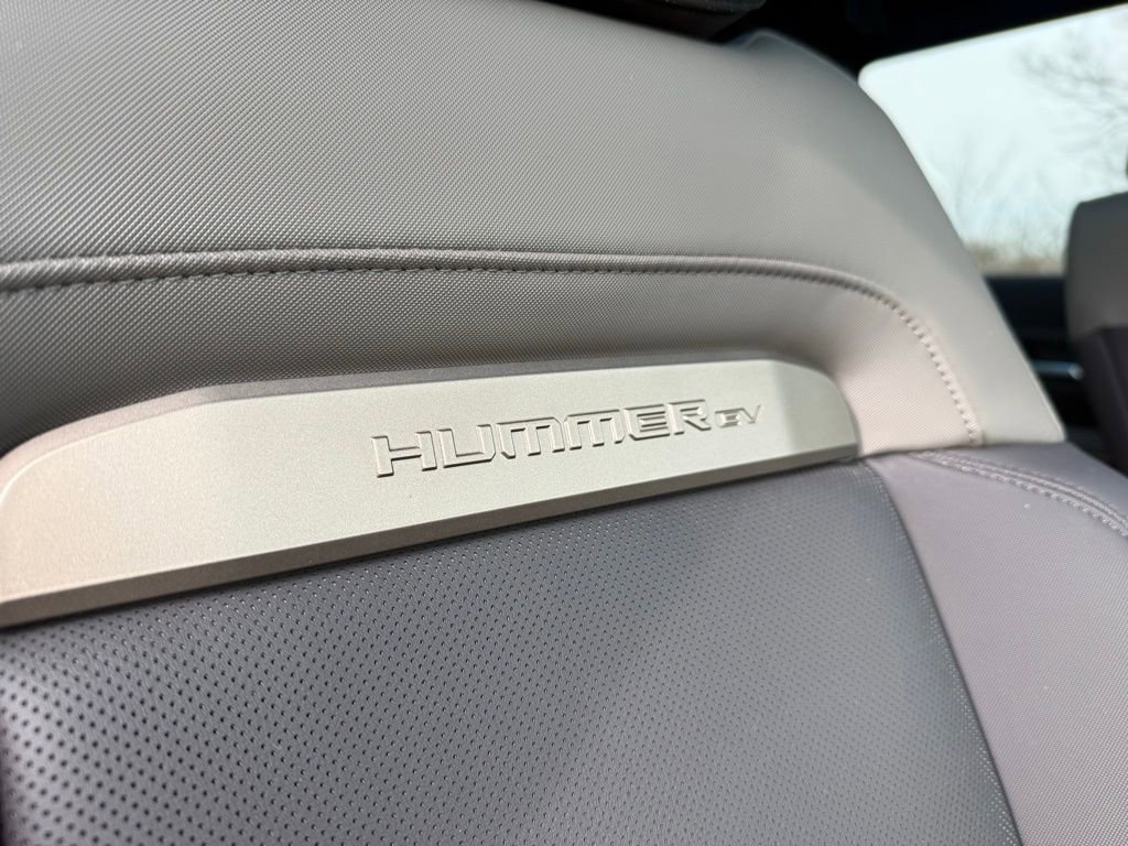 Used 2025 GMC Hummer EV 3X image 29