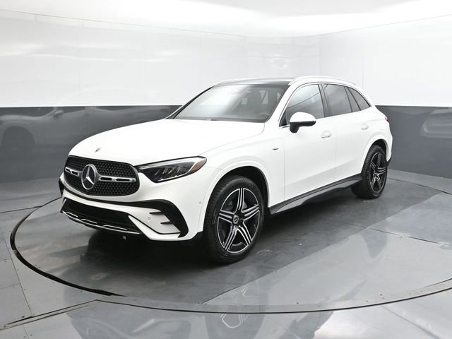 Used 2025 Mercedes-Benz GLC 350e 4MATIC image 1