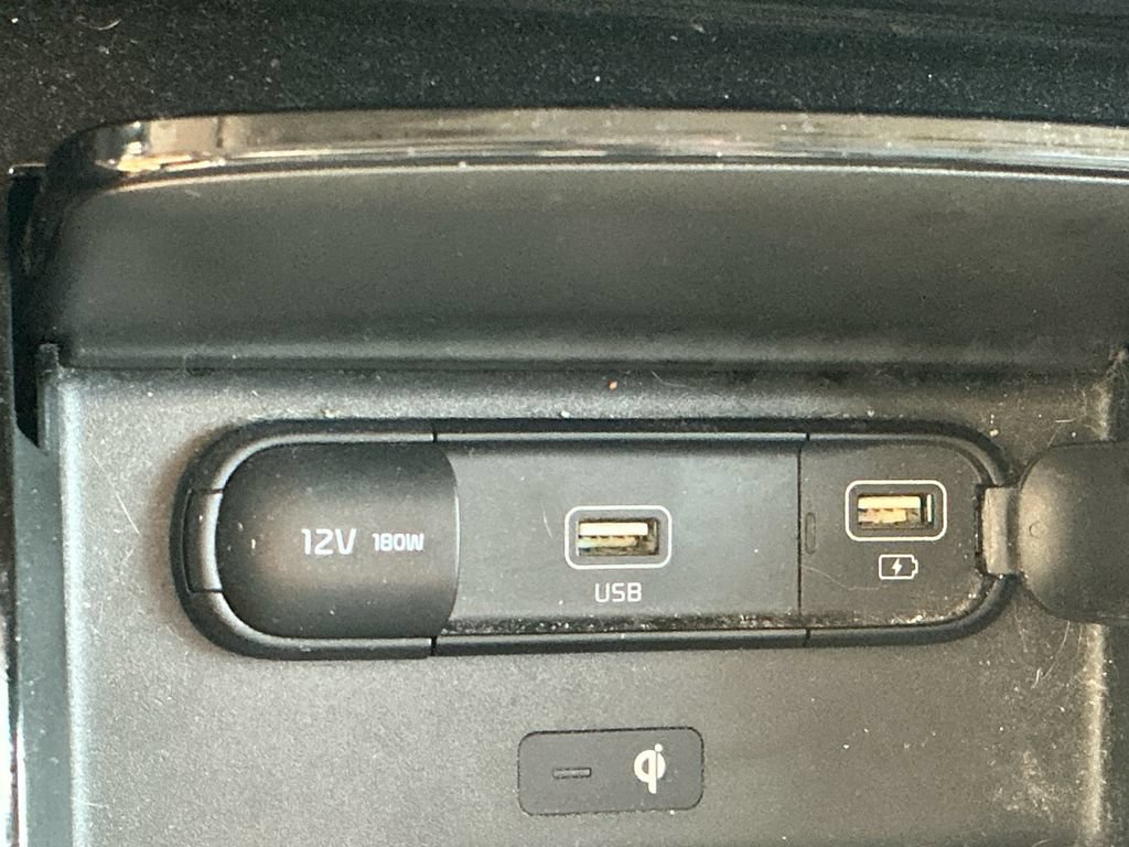 Used 2022 Kia Telluride EX w/ EX Premium Package AWD/4WD image 27