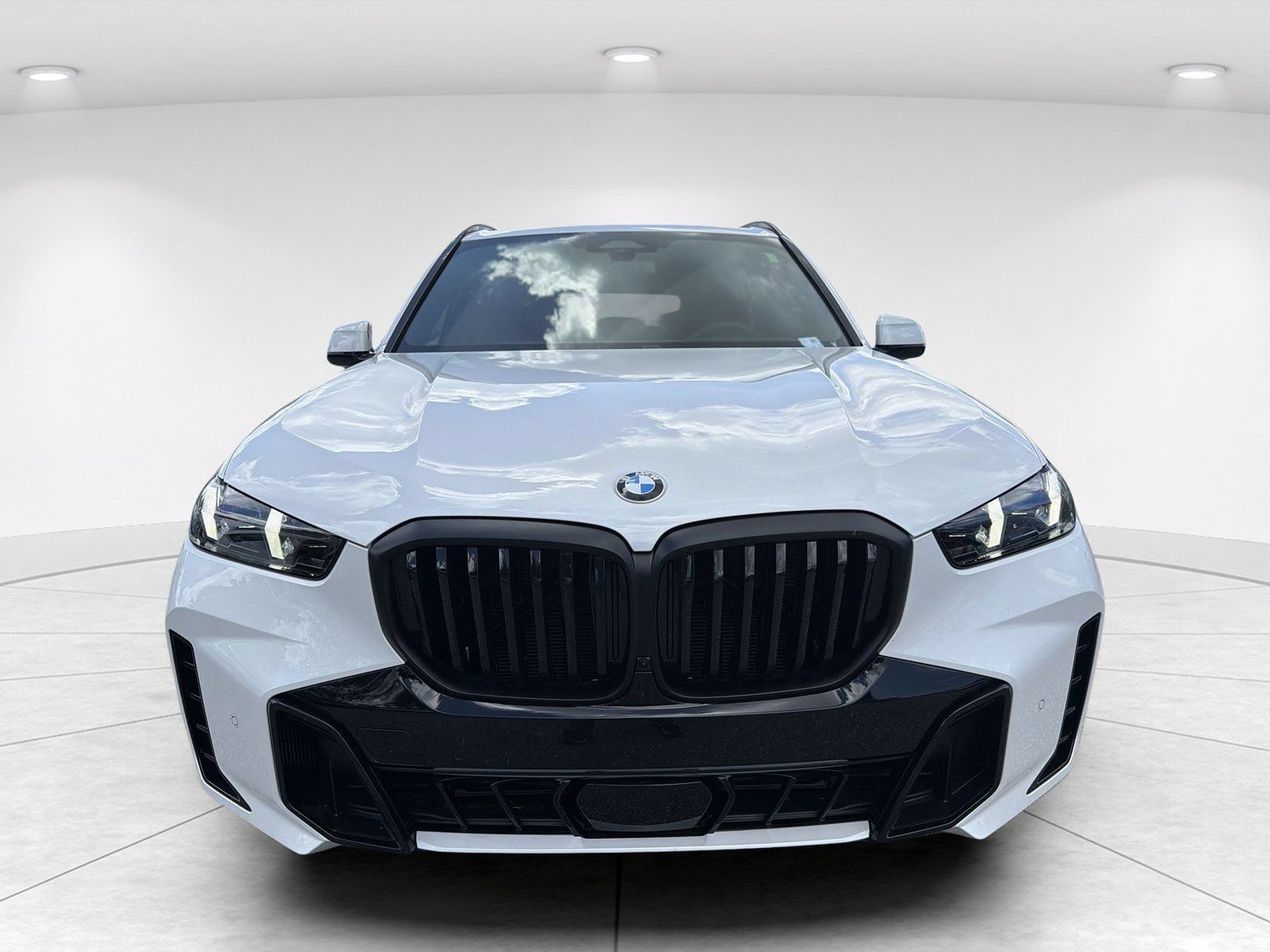New 2026 BMW X5 xDrive40i w/ M Sport Package AWD/4WD video 2