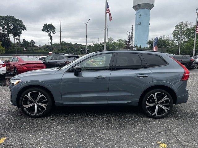 Certified 2022 Volvo XC60 B6 R-Design w/ Advanced Package image 7