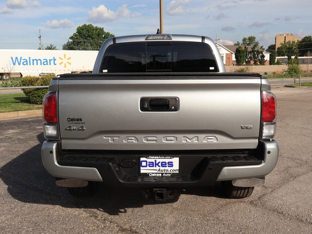 Used 2023 Toyota Tacoma Limited AWD/4WD image 7