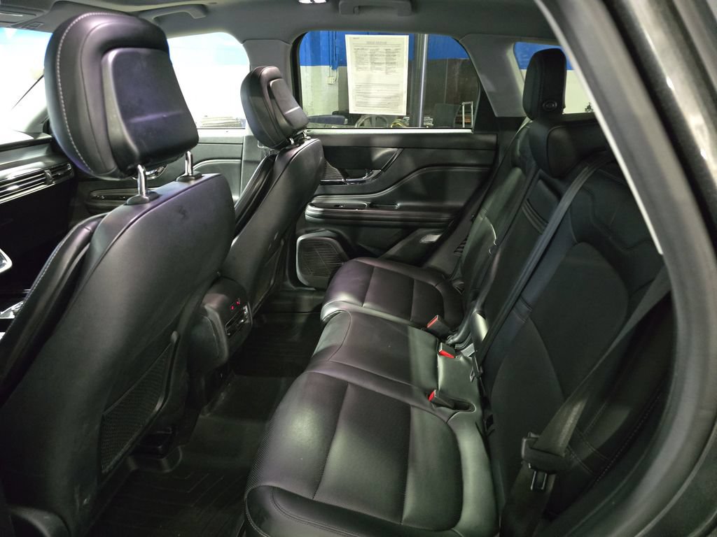 Used 2020 Lincoln Corsair AWD w/ Premium Package image 10