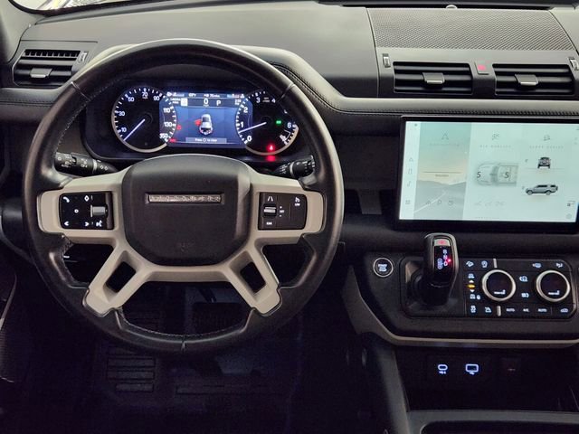 Used 2023 Land Rover Defender 130 SE image 26