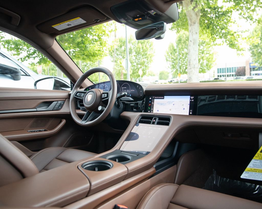 New 2026 Porsche Taycan 4S AWD/4WD image 23