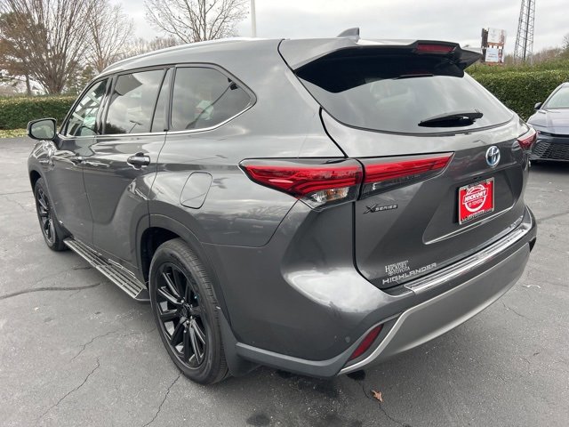 Used 2023 Toyota Highlander Platinum image 9