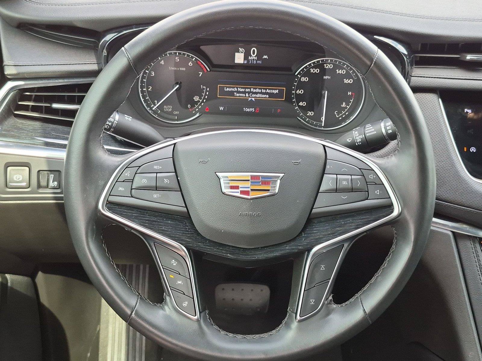 Certified 2025 Cadillac XT5 Premium Luxury FWD image 15