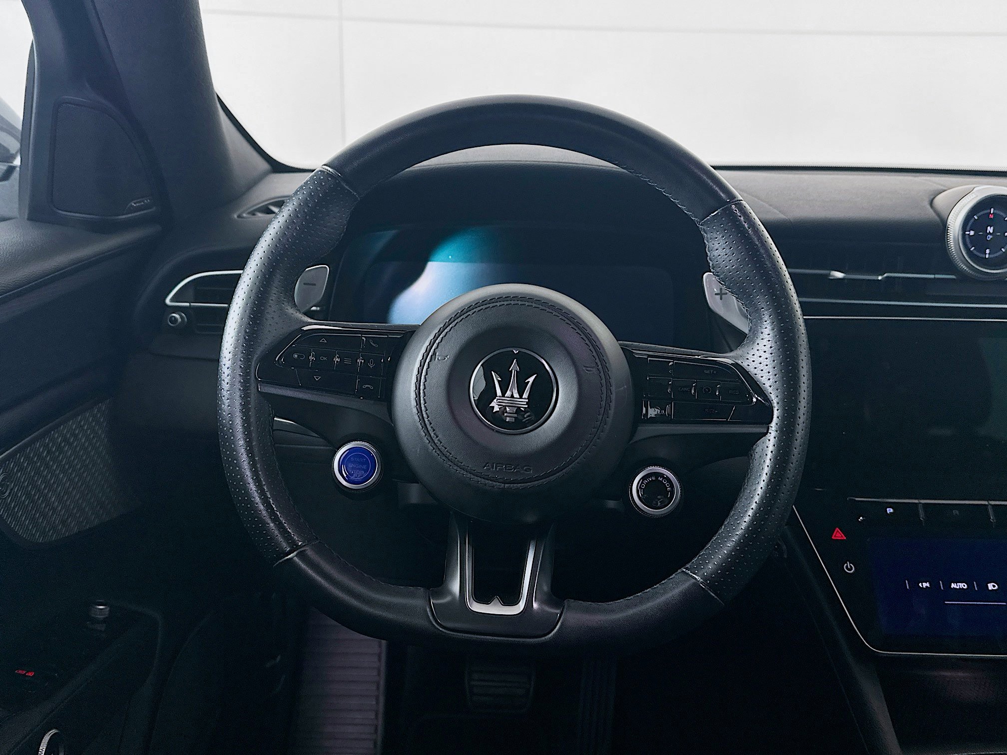 Used 2024 Maserati Grecale GT image 17