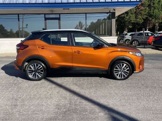 Used 2023 Nissan Kicks SV FWD image 7