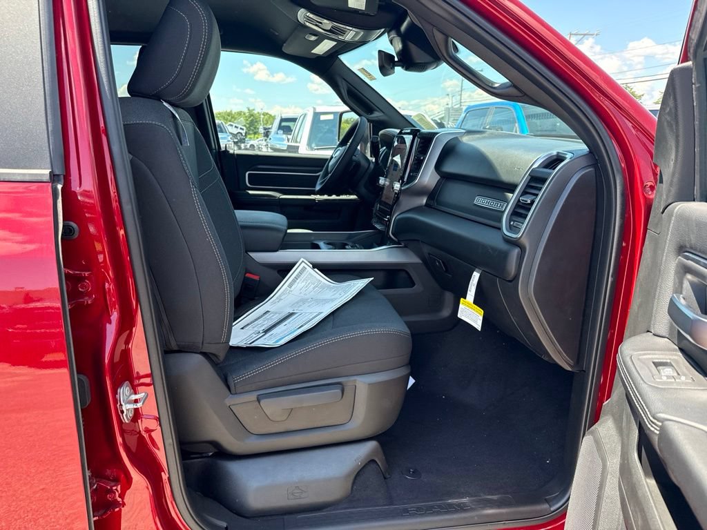 New 2026 RAM 2500 Big Horn AWD/4WD image 25