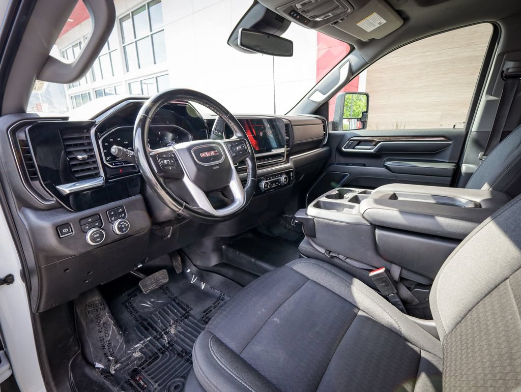 Used 2024 GMC Sierra 3500 SLE w/ SLE Convenience Package AWD/4WD image 12