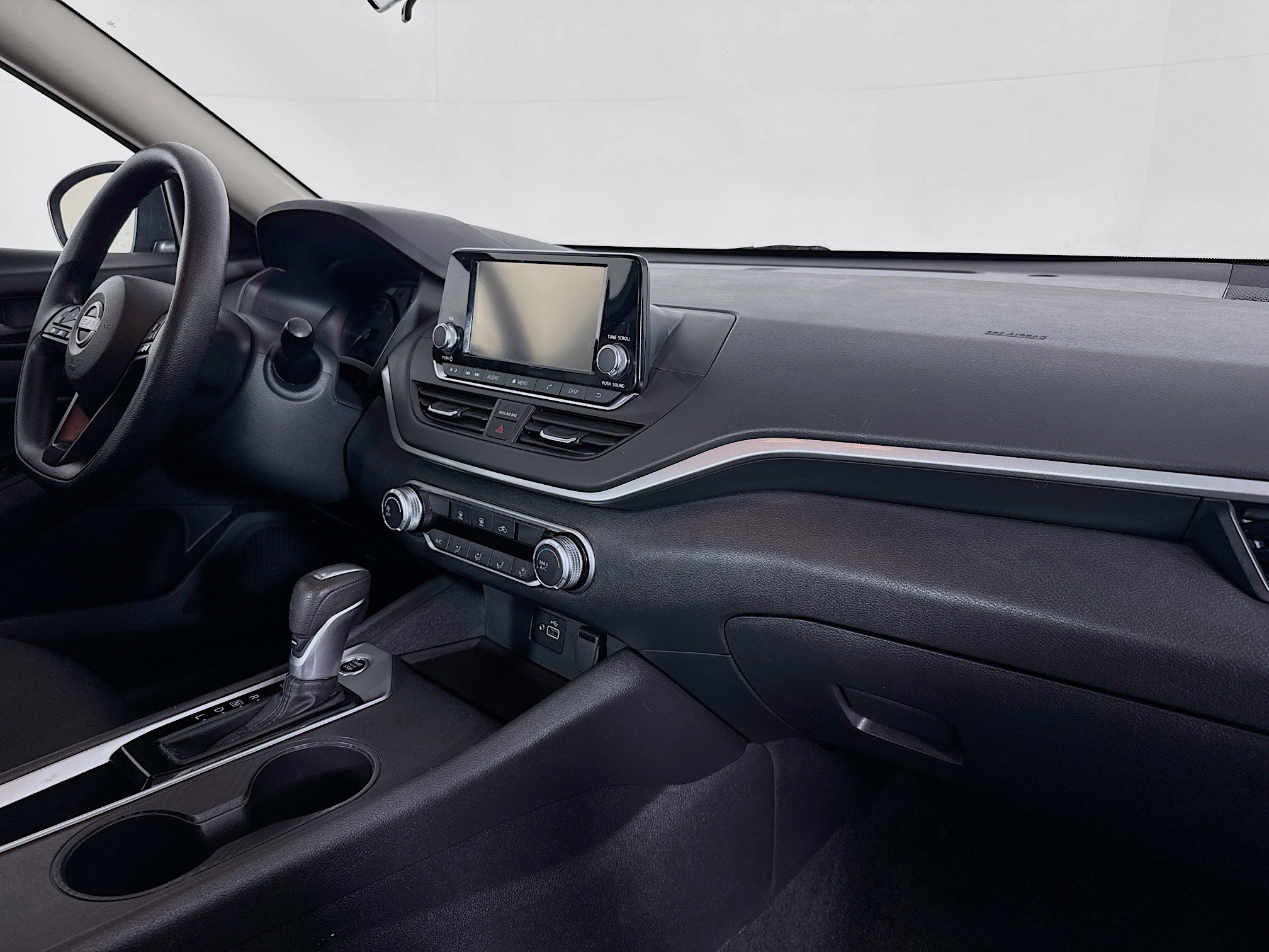 Used 2024 Nissan Altima 2.5 S image 29