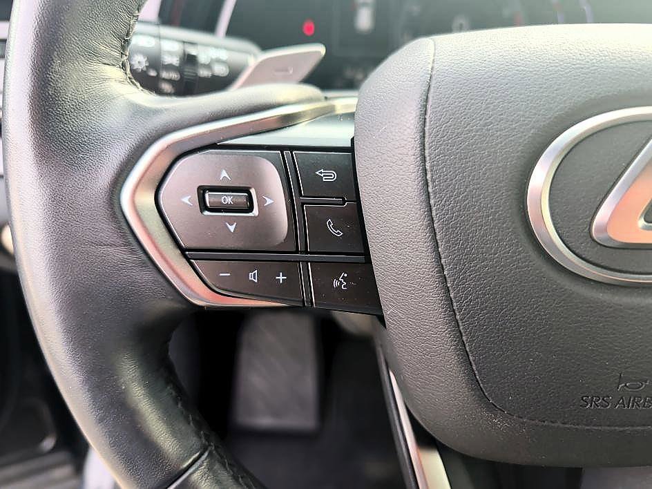 Used 2024 Lexus RX 350 FWD w/ Technology Package image 19