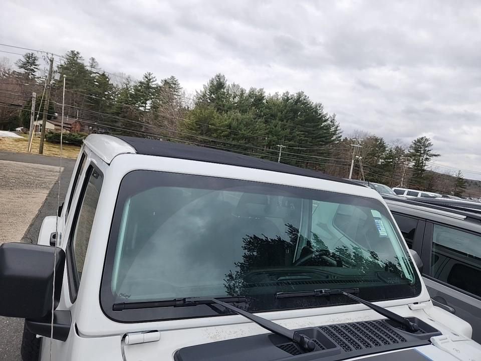 Used 2023 Jeep Wrangler Unlimited Rubicon 4xe w/ Cold Weather Group image 9