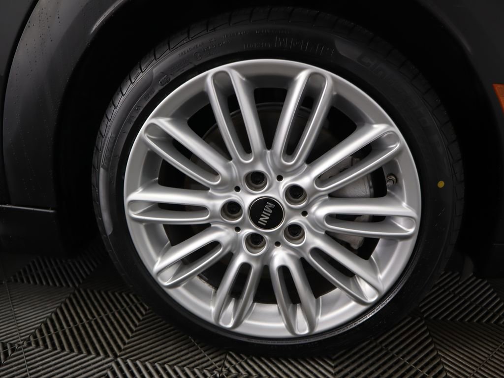 Used 2023 MINI Cooper S image 39