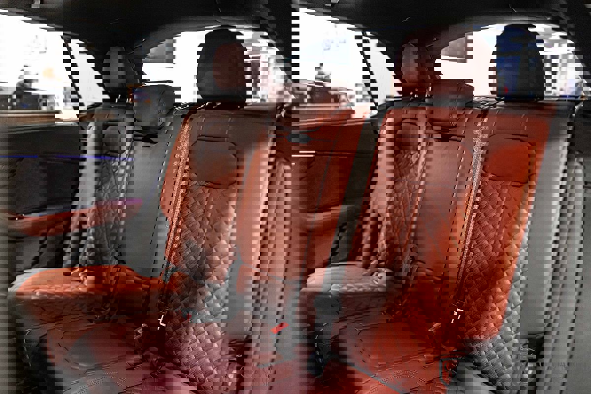 Used 2023 Audi SQ8 Premium Plus w/ Executive Package image 31