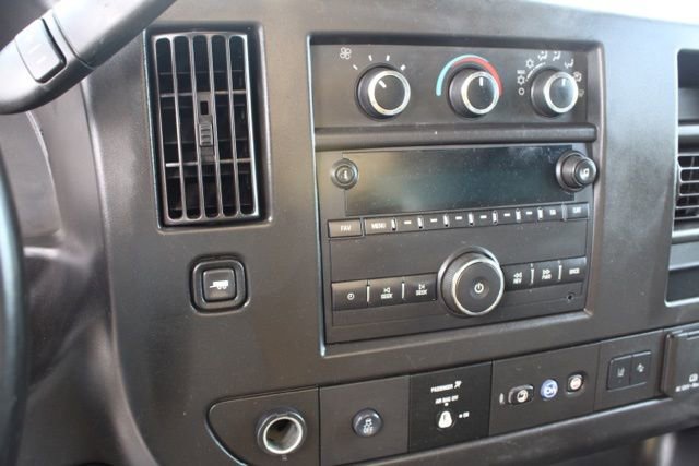 Used 2021 Chevrolet Express 3500 w/ Power Convenience Package image 17