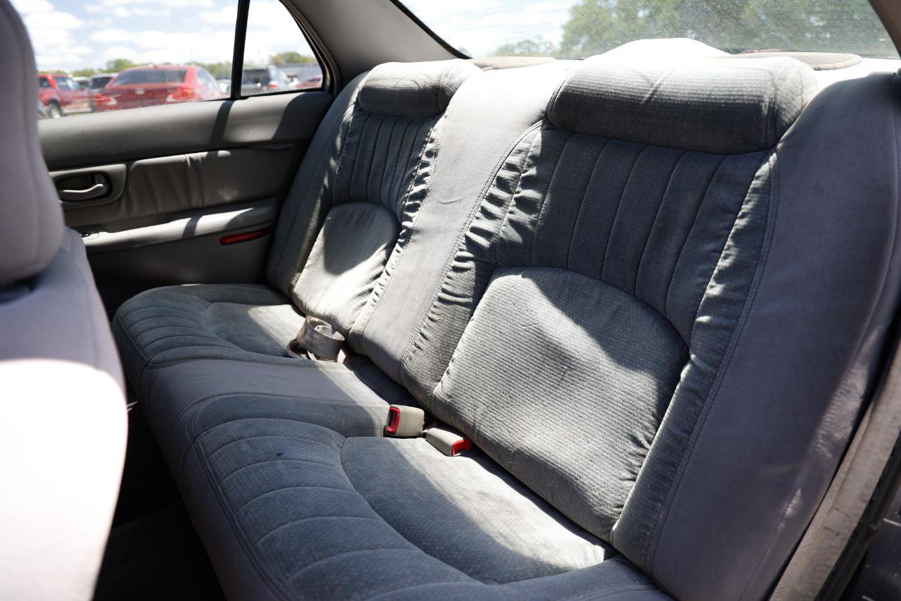 Used 2001 Buick Century Custom w/ Premium Pkg FWD image 10