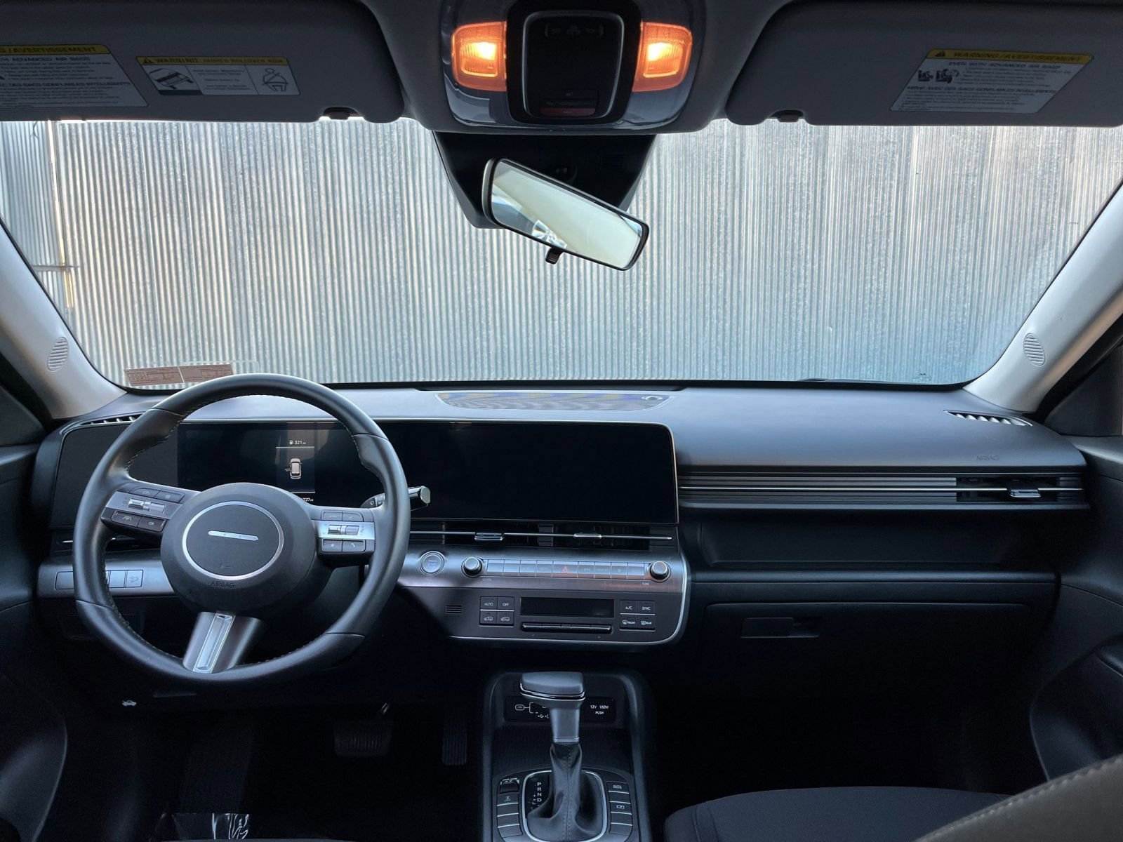 Used 2025 Hyundai Kona SEL image 33