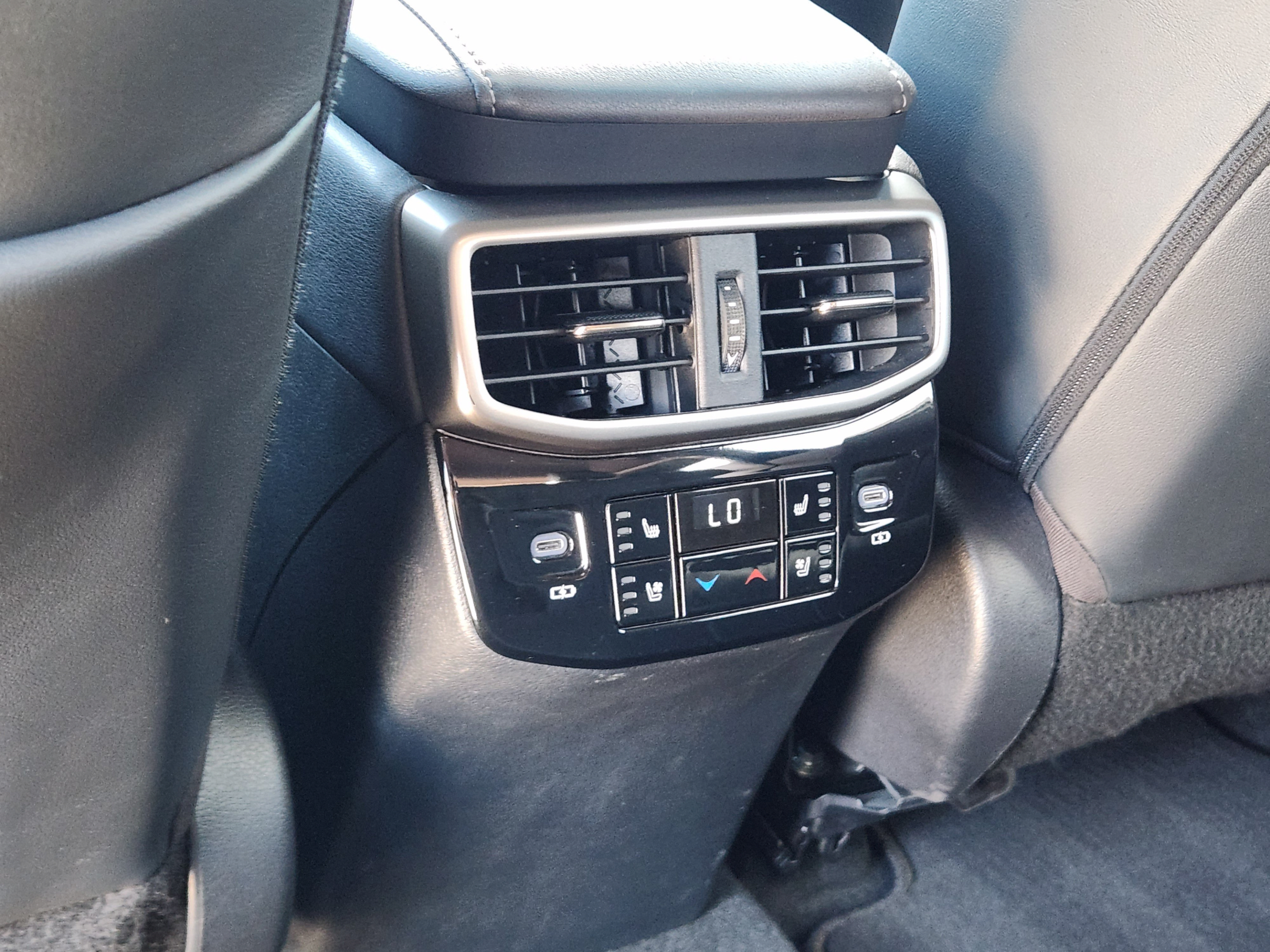 Certified 2023 Lexus RX 350 Premium Plus w/ Cold Area Package FWD image 18