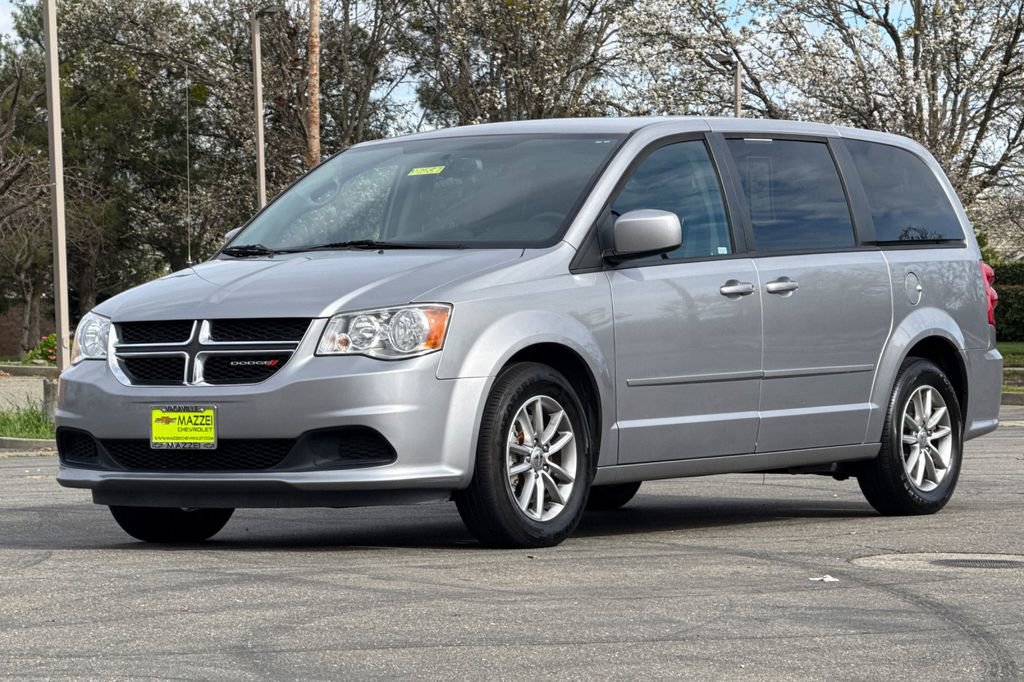 Used 2016 Dodge Grand Caravan SE image 16