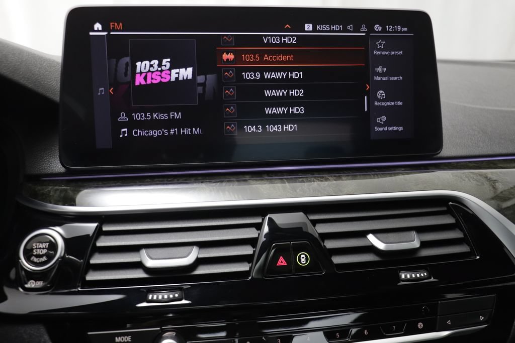 Used 2023 BMW 530i xDrive w/ M Sport Package AWD/4WD image 8