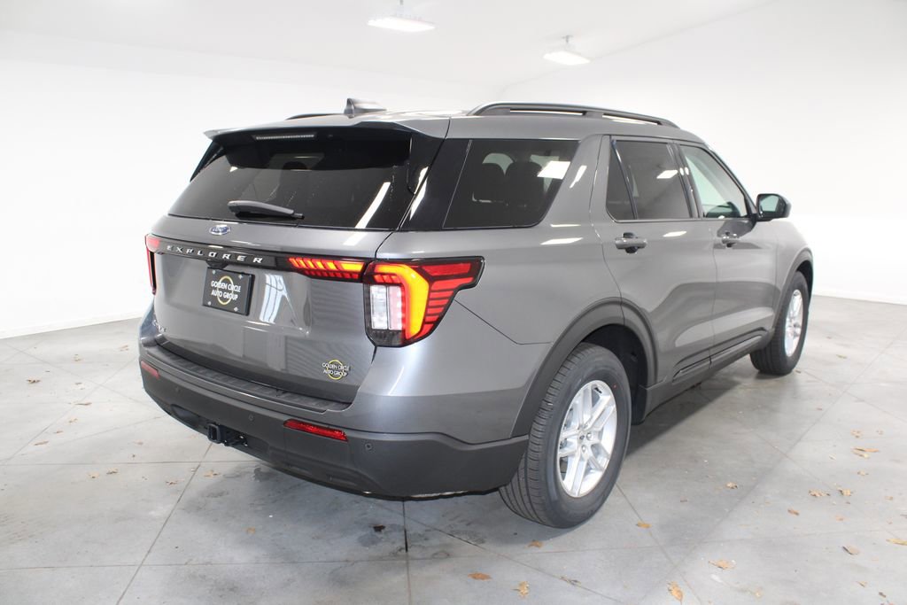 New 2026 Ford Explorer Active image 8