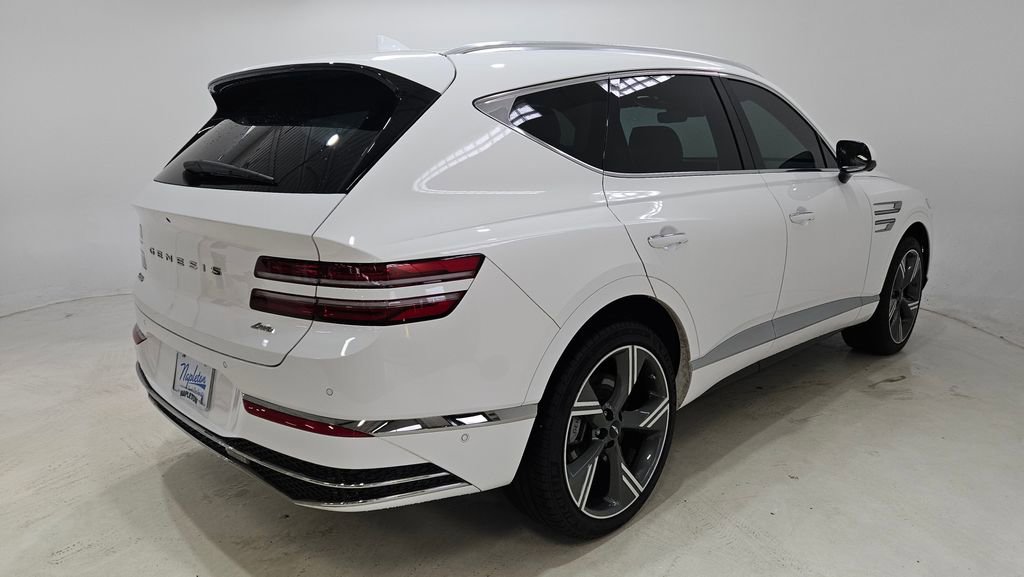 Used 2025 Genesis GV80 2.5T Prestige image 4